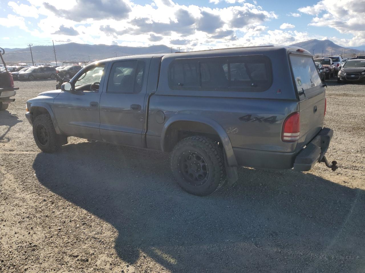 Dodge Dakota Quad Sport Image 2