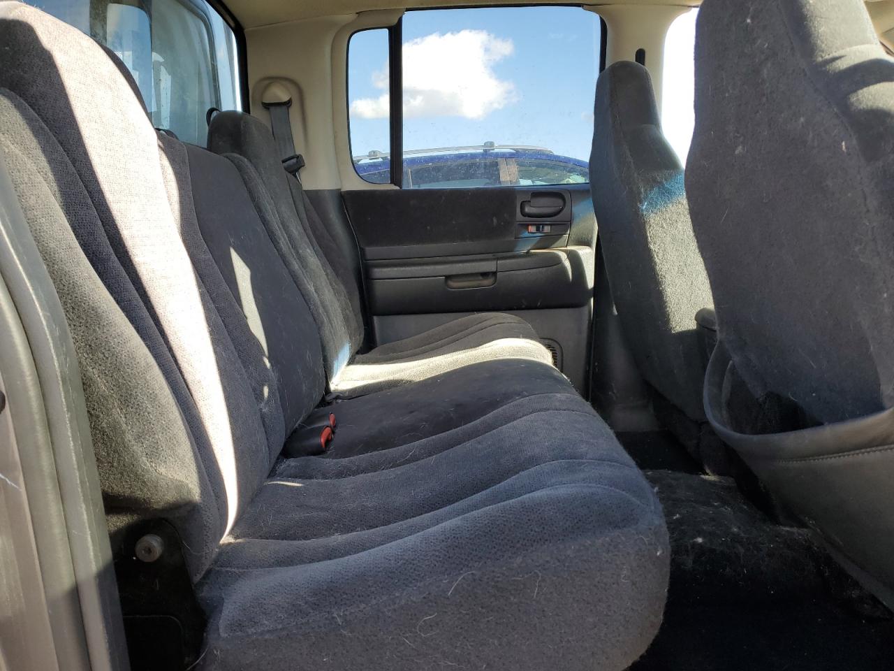 Dodge Dakota Quad Sport Image 8