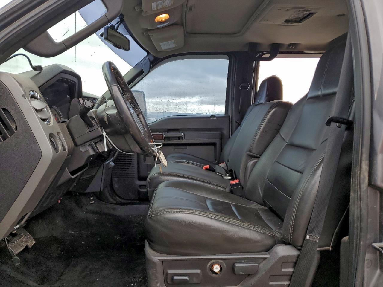 Ford F-350 Super Duty Image 7