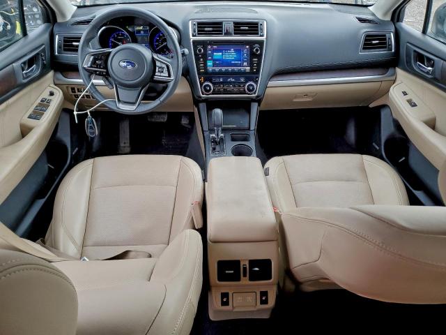 Subaru Outback 2.5i Limited Image 3