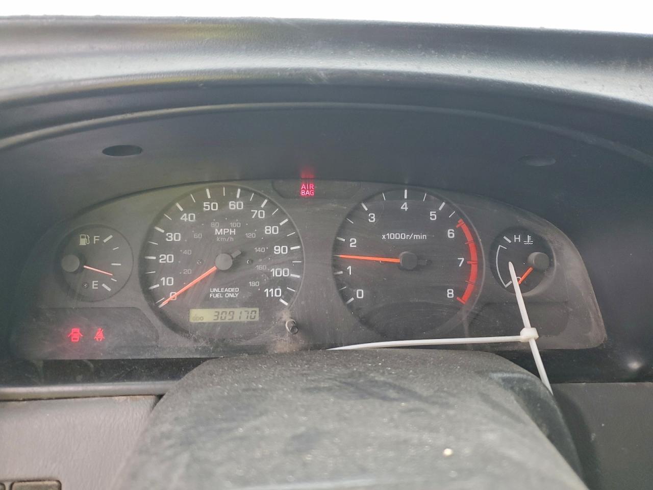 Nissan Frontier Crew Cab Xe Image 6