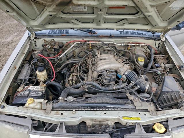 Nissan Frontier Crew Cab Xe Image 9