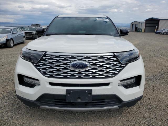 Ford Explorer Platinum Image 2