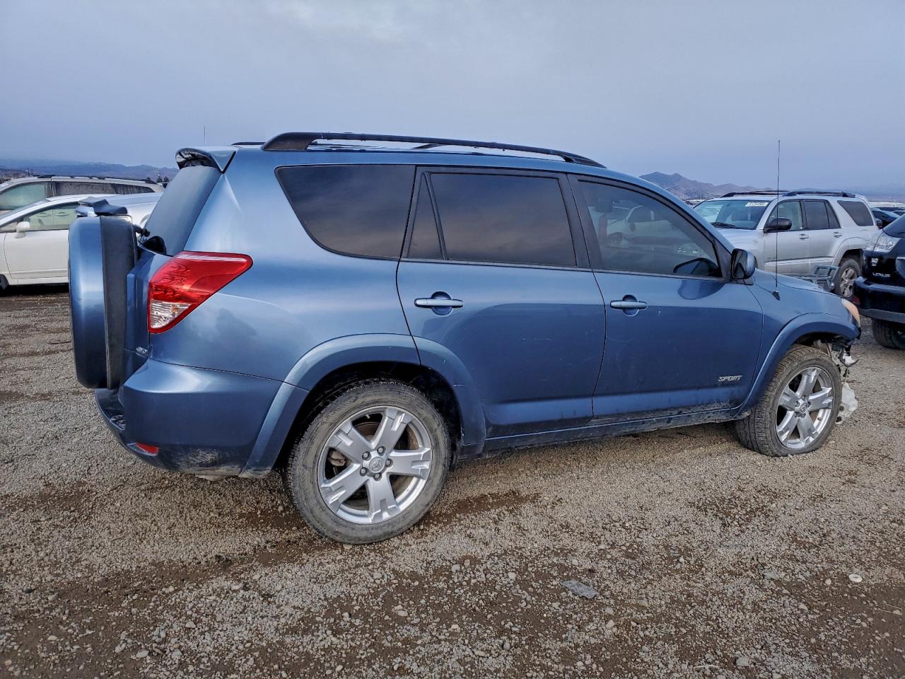 Toyota RAV4 Sport Image 8