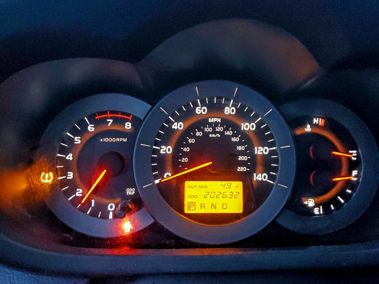 Toyota RAV4 Sport Image 9