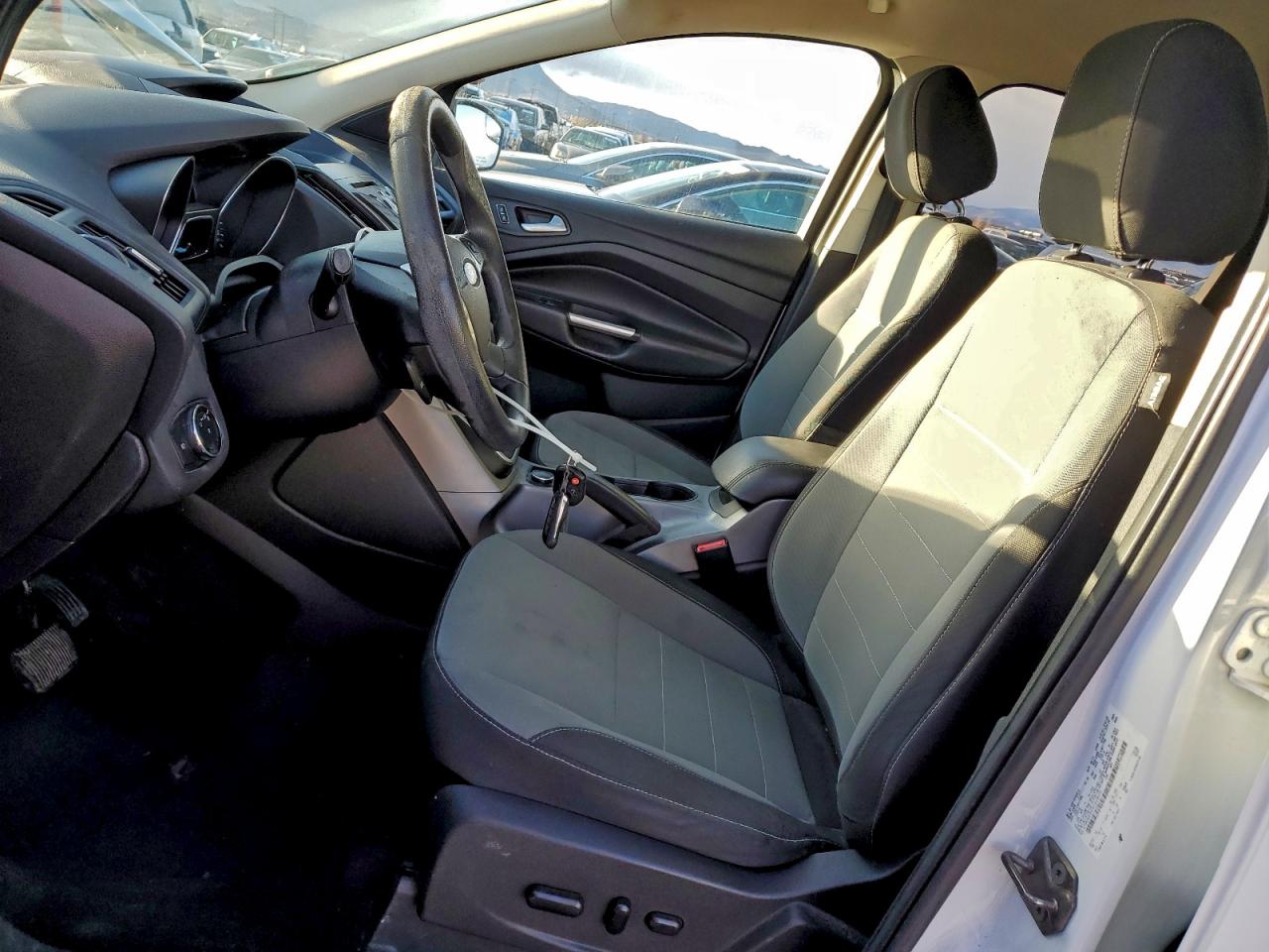 Ford Escape Se Image 9