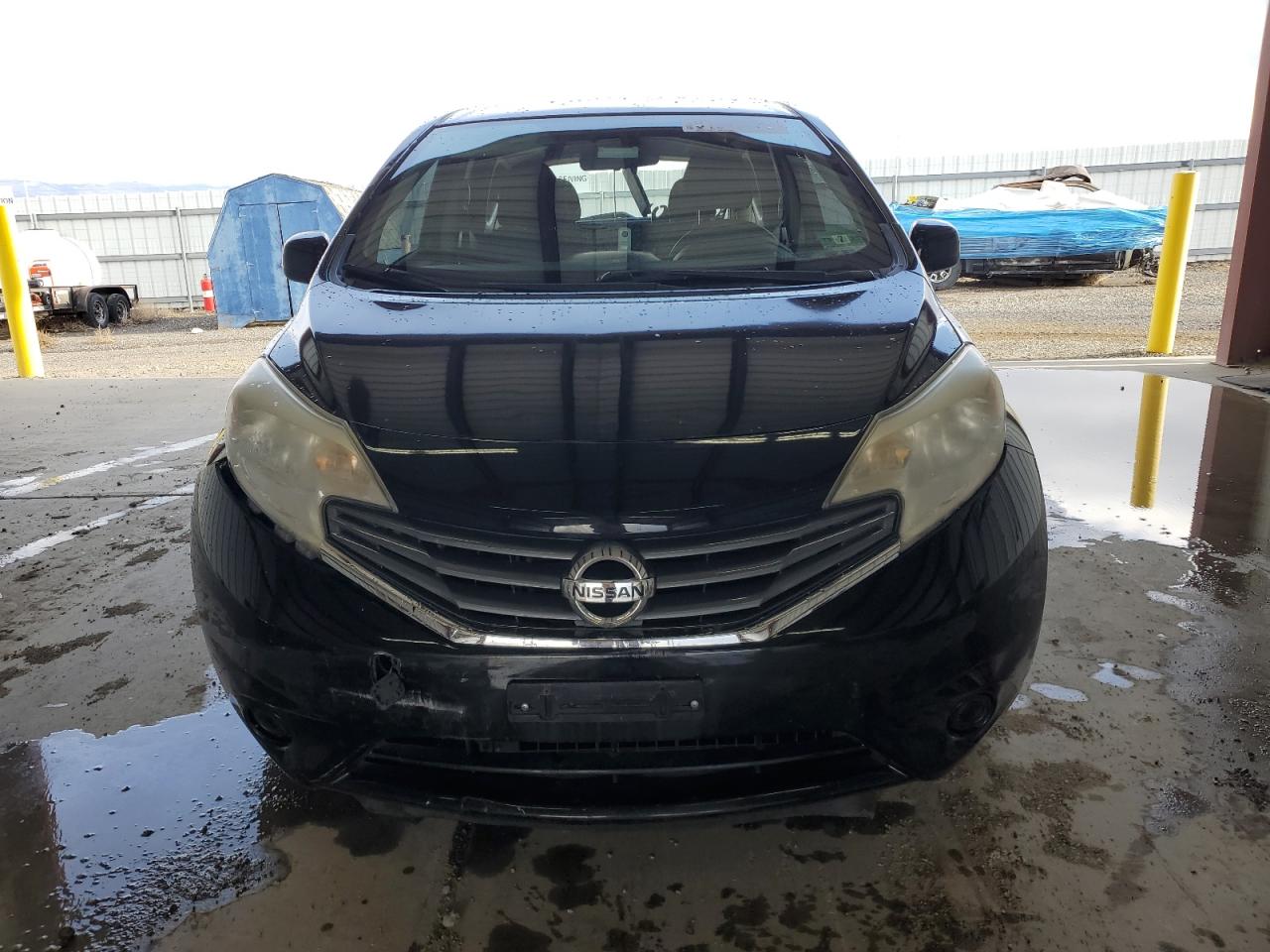 Nissan Versa S Image 9