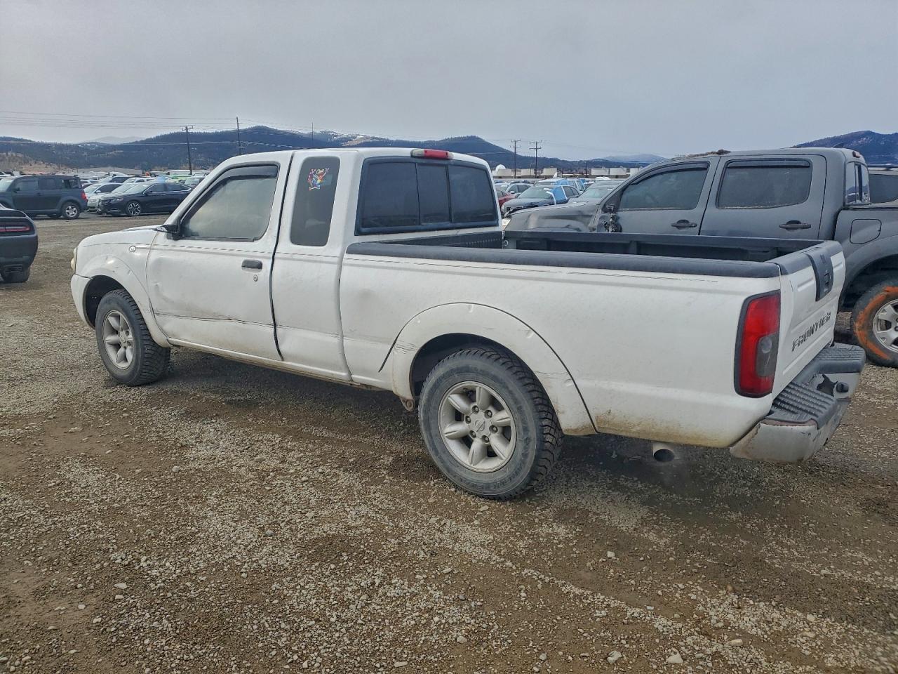 Nissan Frontier King Cab Xe Image 2