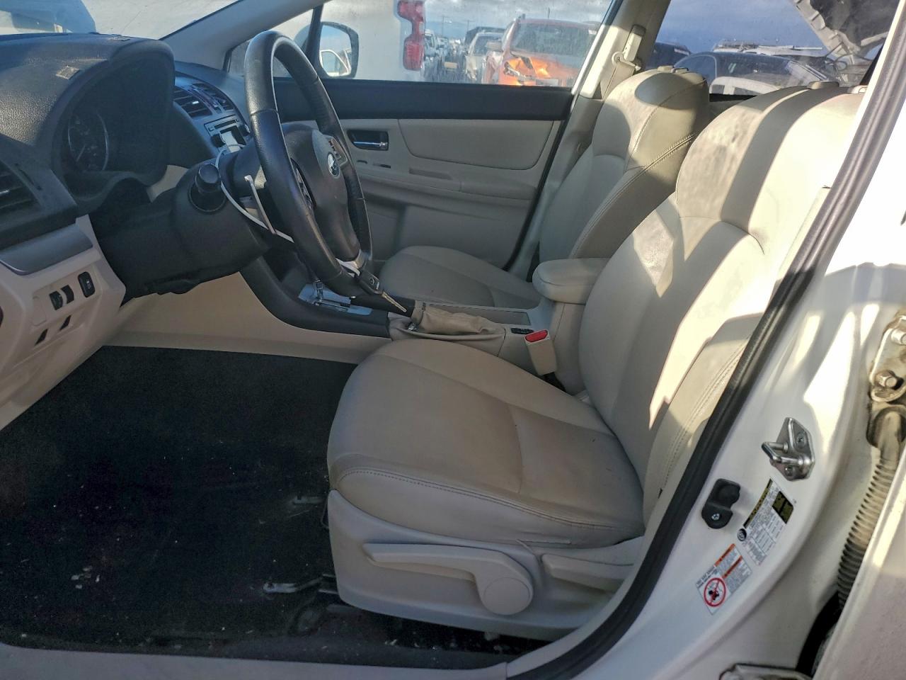 Subaru Xv 2.0 Limited Image 3