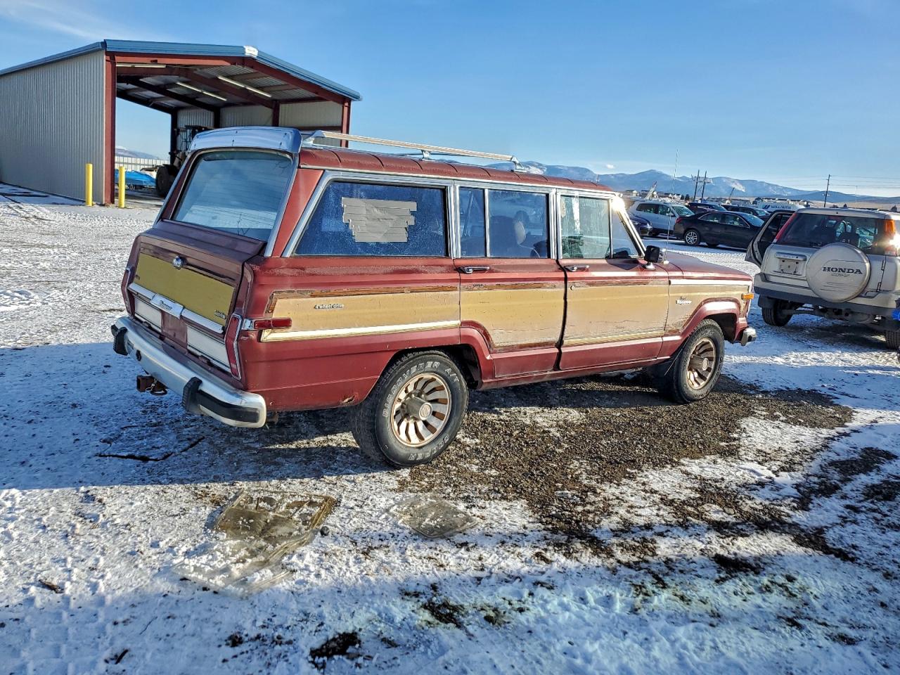 Jeep Grand Wagoneer Image 2