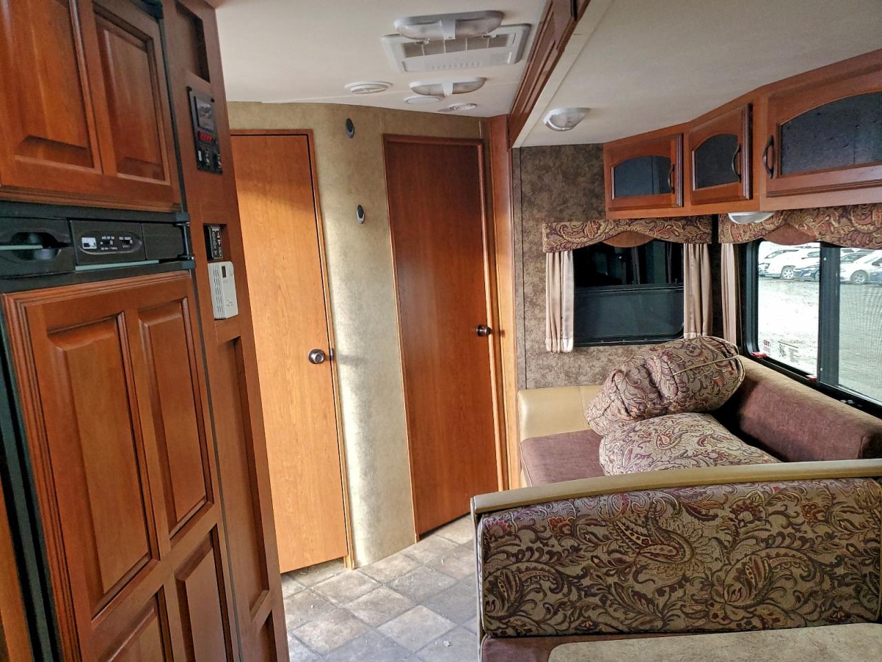 Dutchmen Denali Image 5