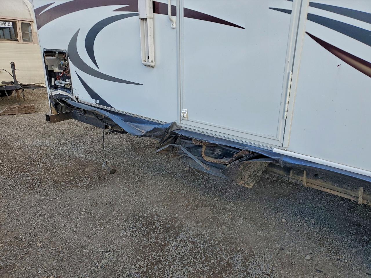 Dutchmen Denali Image 10