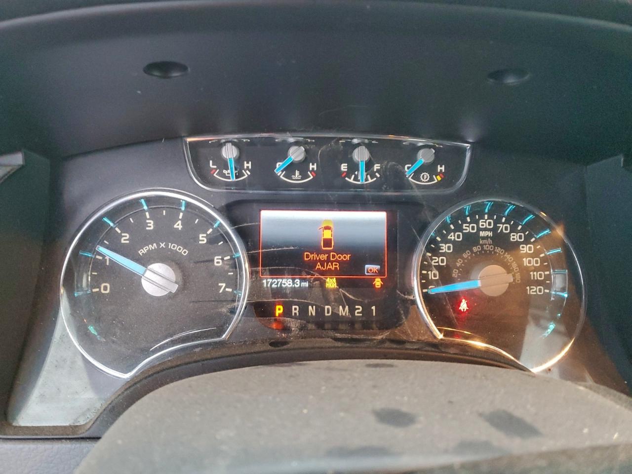 Ford F-150 Supercrew Image 4