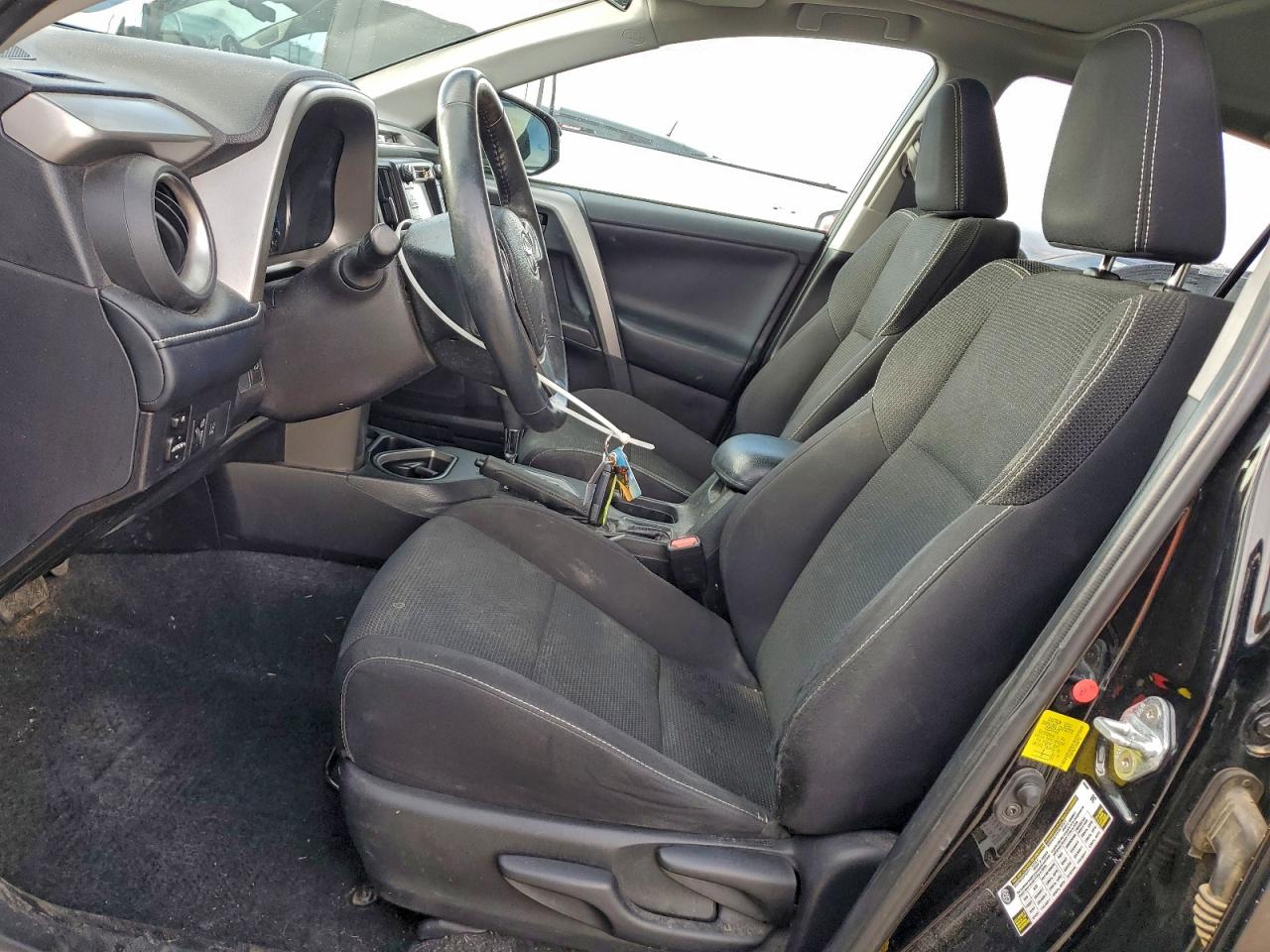 Toyota RAV4 Adventure Image 5