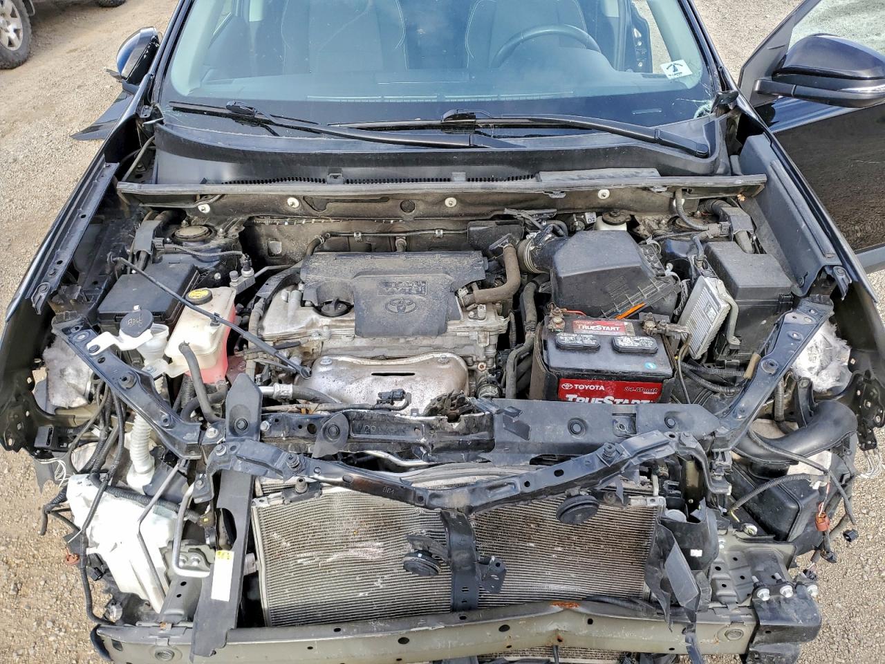 Toyota RAV4 Adventure Image 7