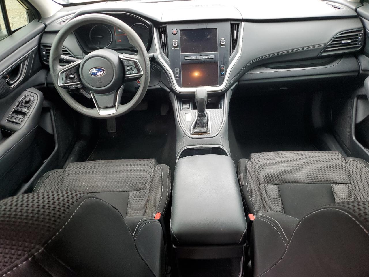 Subaru Legacy Image 7