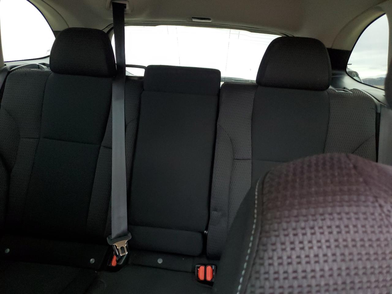 Subaru Legacy Image 13