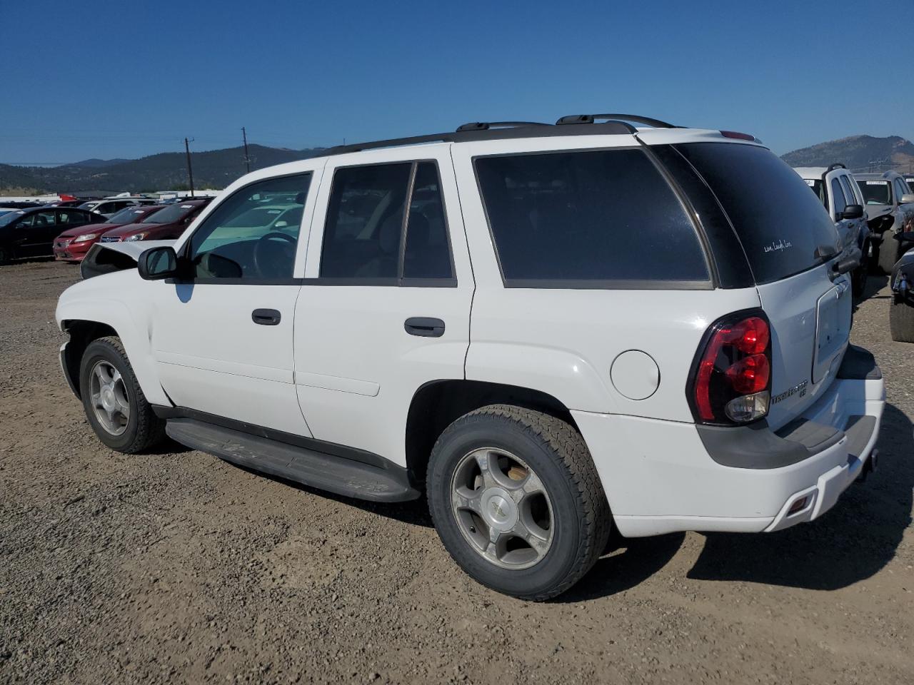 Chevrolet Trailblazer Ls Image 9