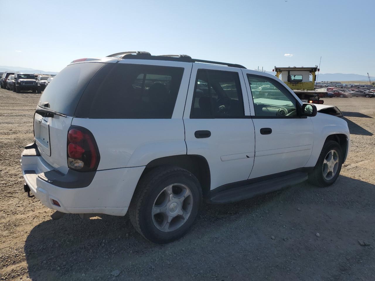 Chevrolet Trailblazer Ls Image 3
