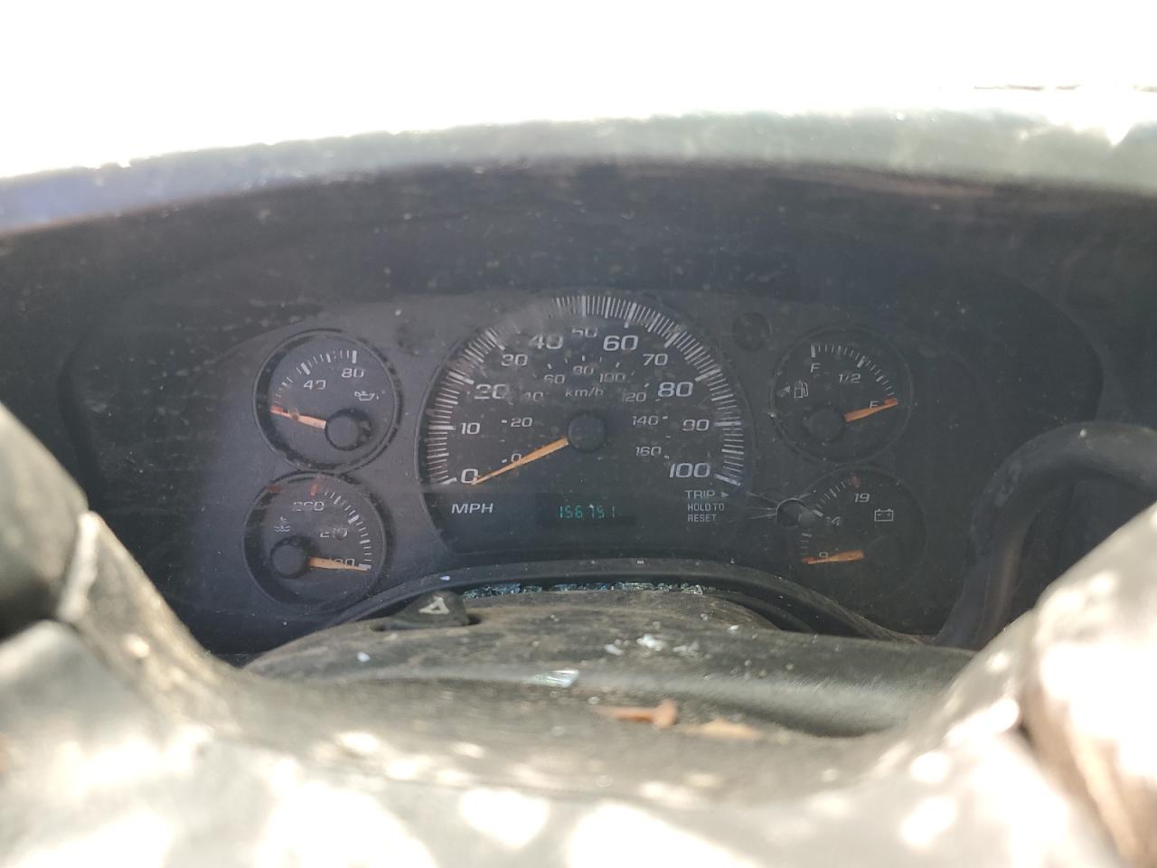 GMC Savana G2500 Image 13