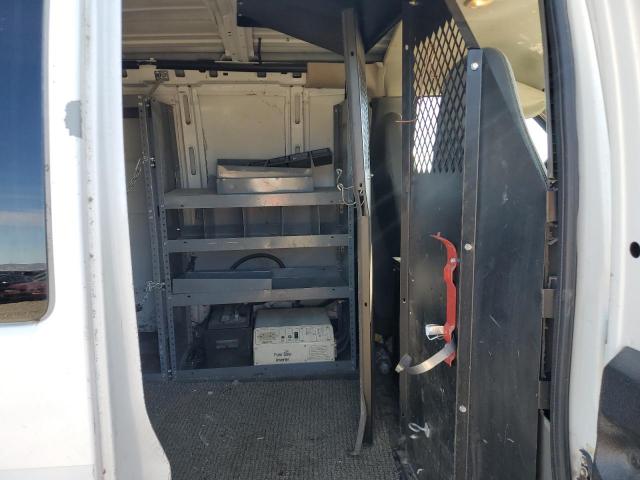 GMC Savana G2500 Image 12