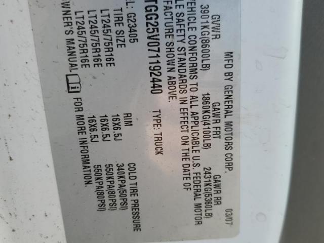 GMC Savana G2500 Image 14