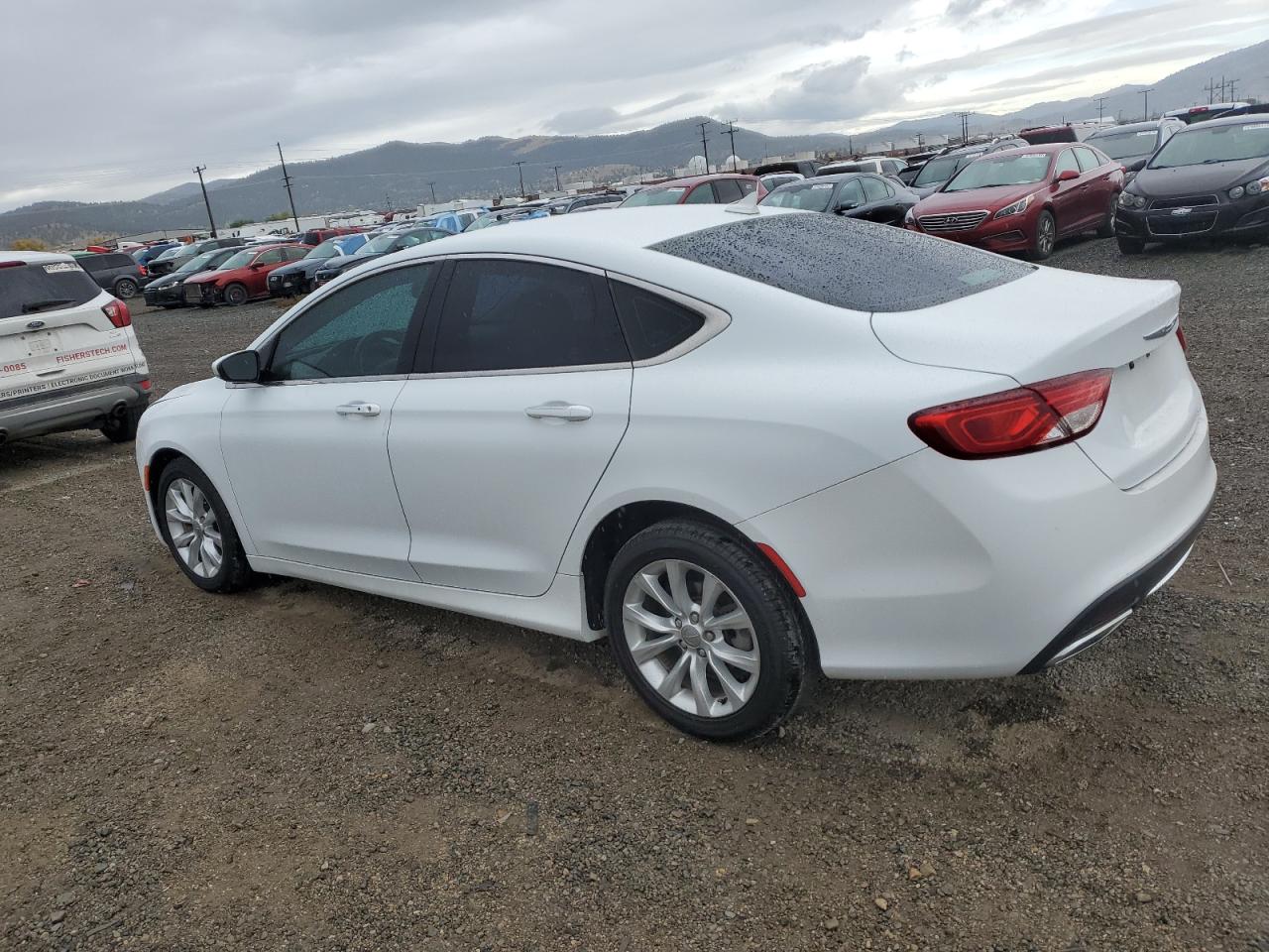 Chrysler 200 C Image 8