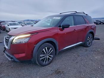  Salvage Nissan Pathfinder