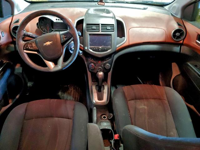 Chevrolet Sonic Lt Image 7