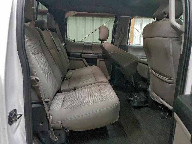 Ford F-150 Supercrew Image 8