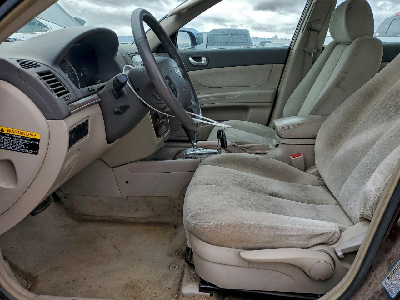 Hyundai SONATA Gls Image 5