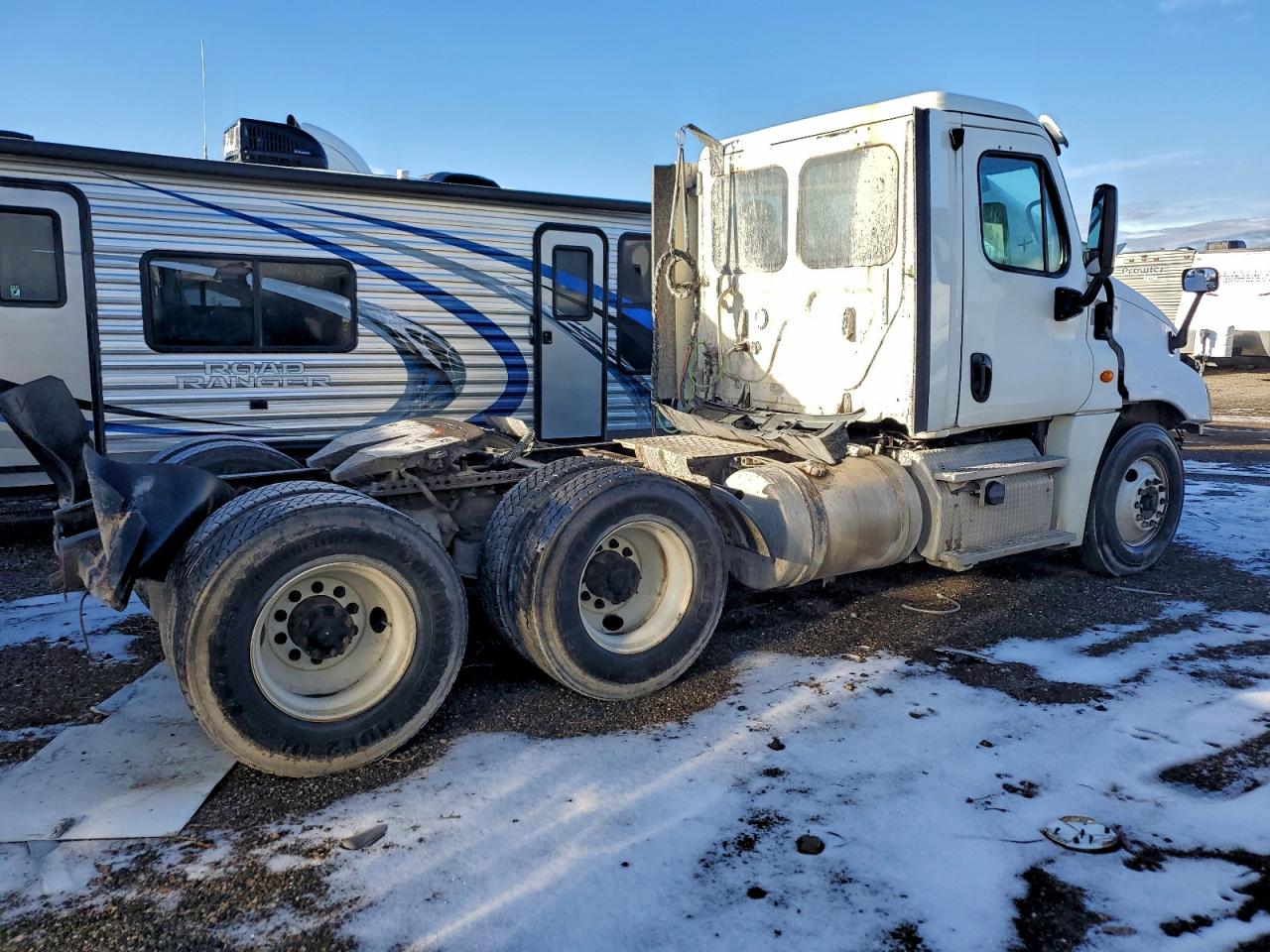 Freightliner Cascadia 1 Image 9