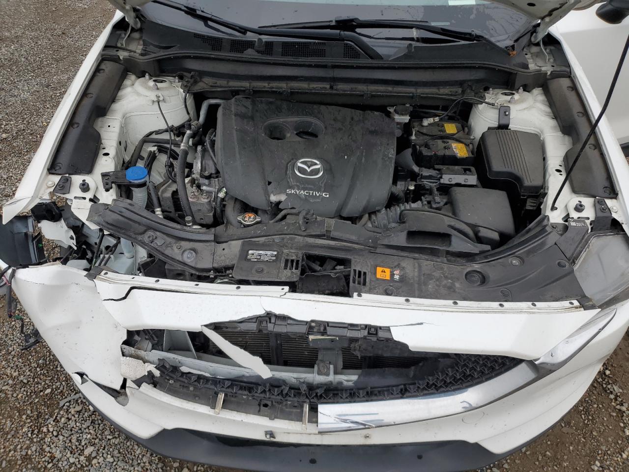 Mazda Cx Sport Image 2