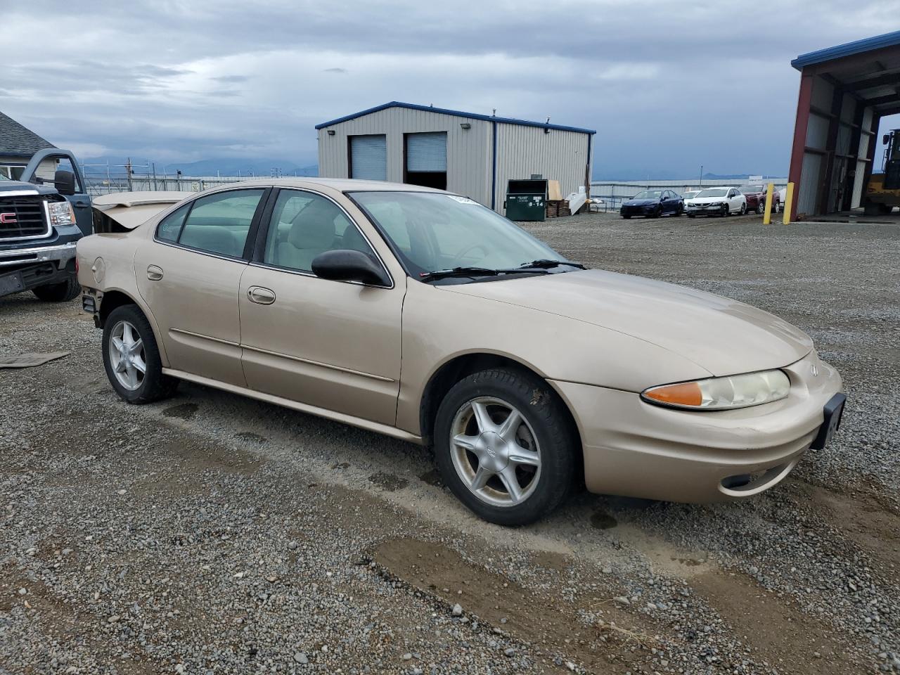 Oldsmobile Alero Gl Image 9