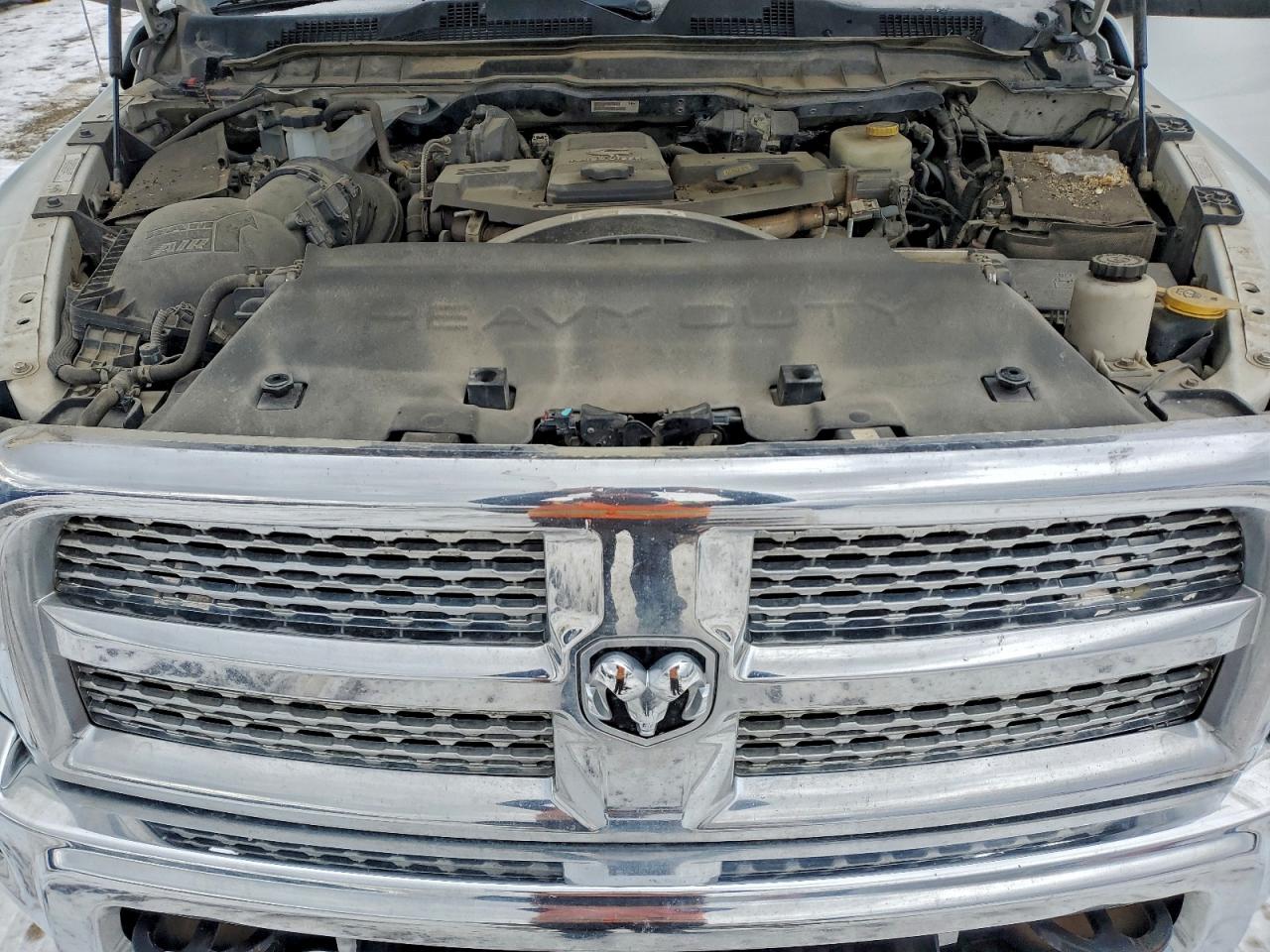 Ram 3500 Laramie Image 8