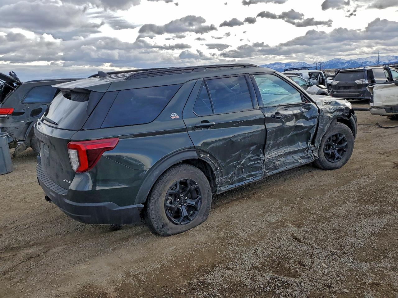 Ford Explorer Timberline Image 6