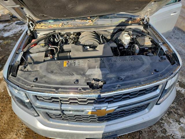 Chevrolet Suburban K1500 Ls Image 9