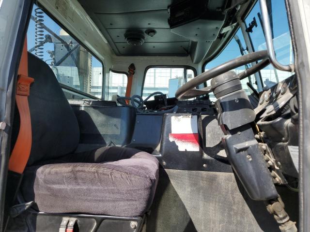 Autocar Llc Xpeditor Image 2