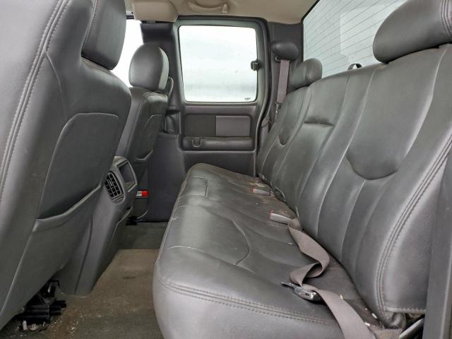 Chevrolet Silverado K2500 Heavy Duty Image 5