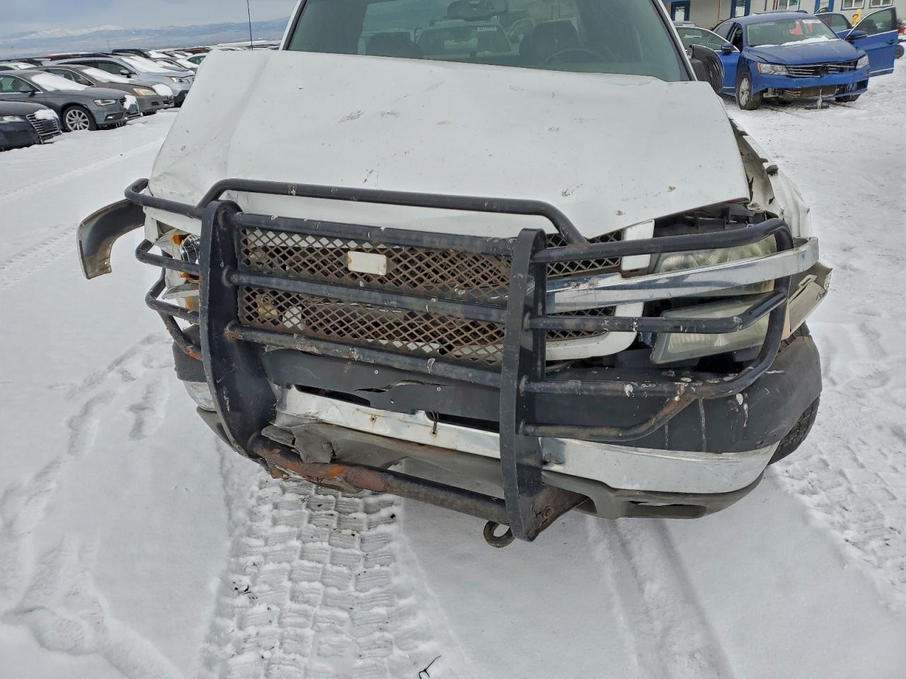 Chevrolet Silverado K2500 Heavy Duty Image 8