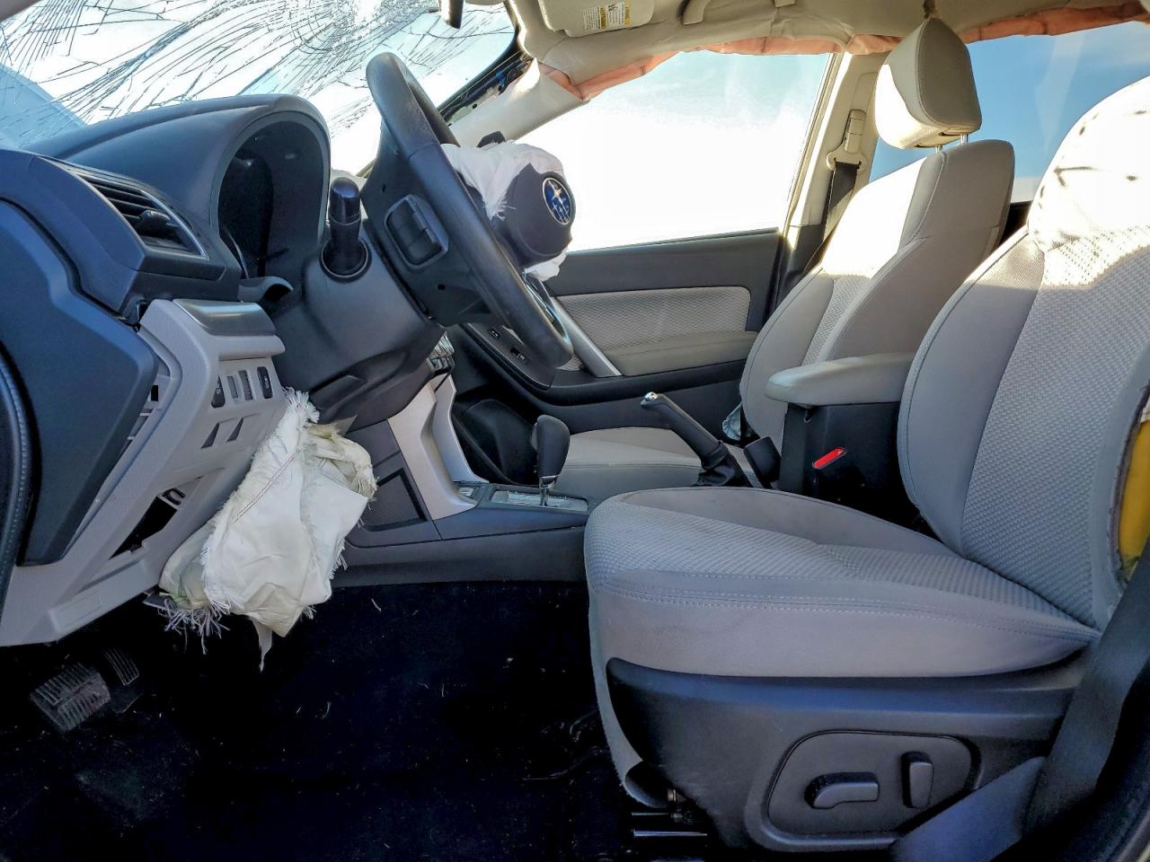 Subaru Forester 2.5i Premium Image 2