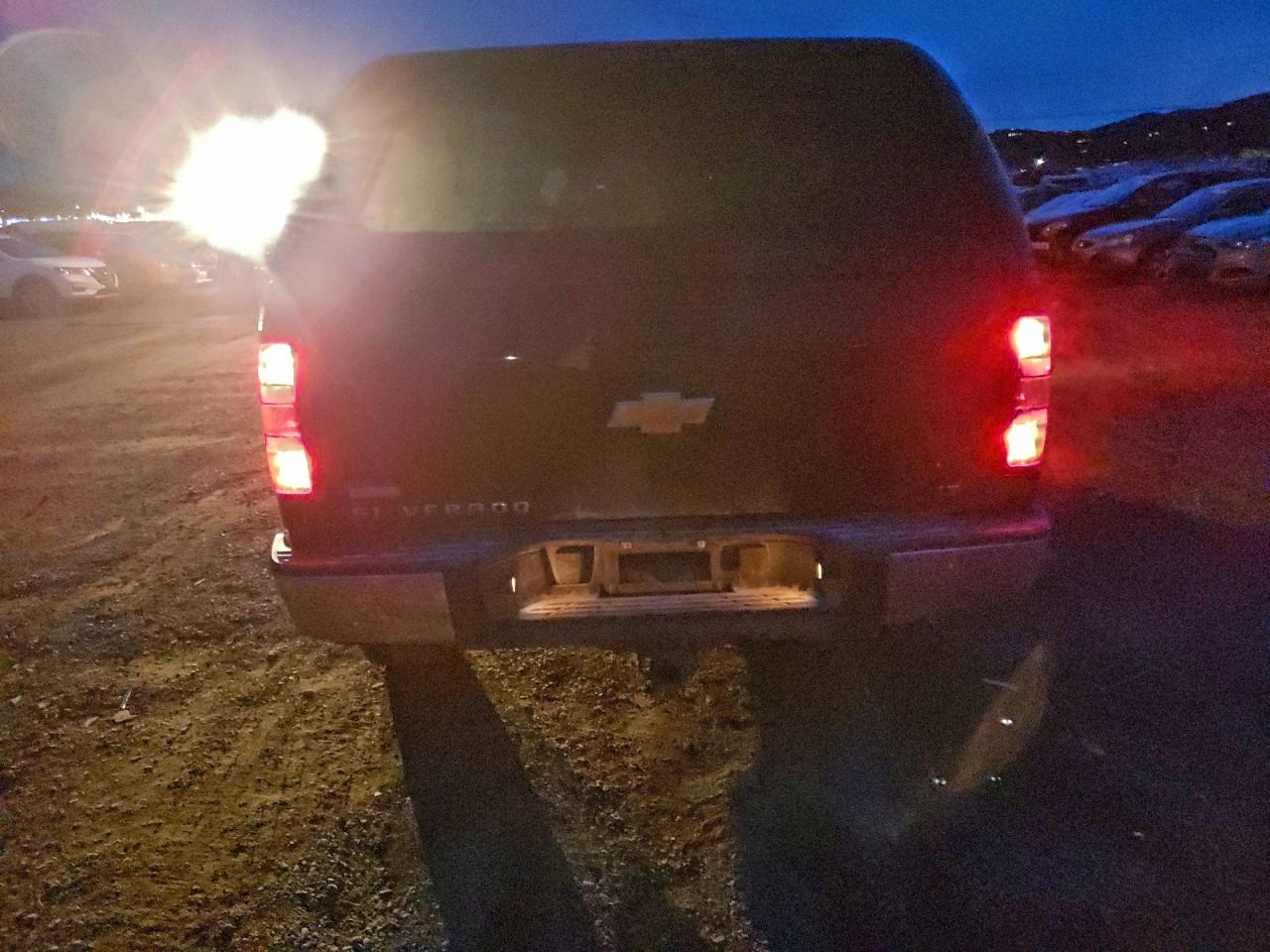 Chevrolet Silverado K1500 Lt Image 10