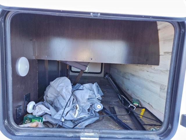 Jayco White Hawk Travel Trailer Image 3