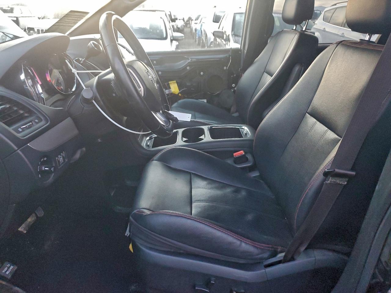 Dodge Caravan Gt Image 2