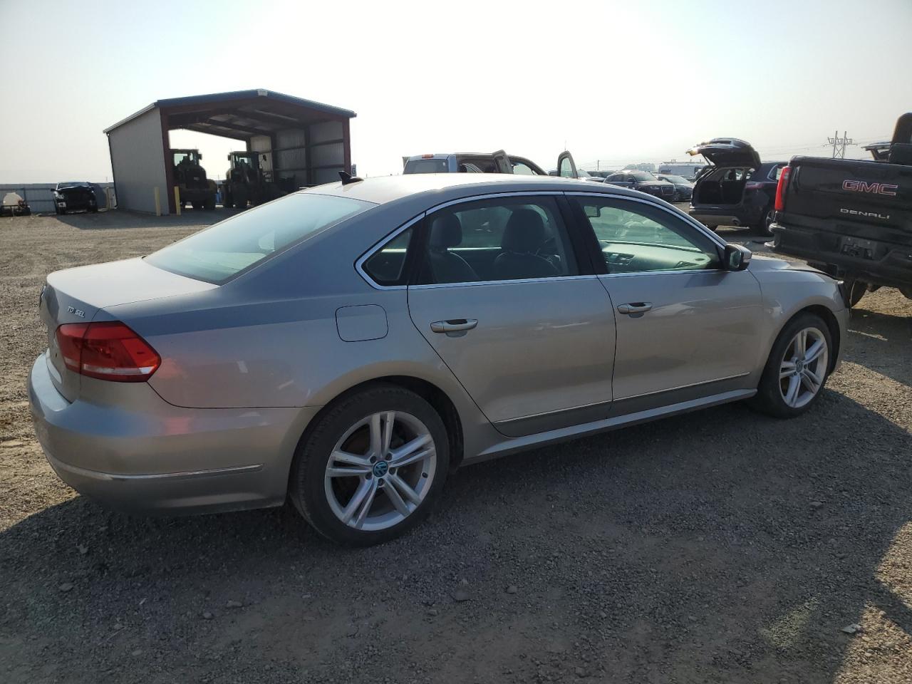 Volkswagen Passat Sel Image 4