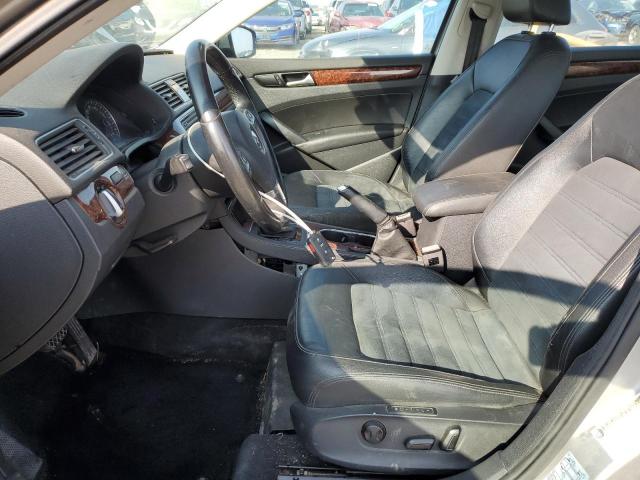Volkswagen Passat Sel Image 5