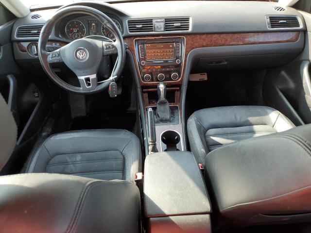 Volkswagen Passat Sel Image 3