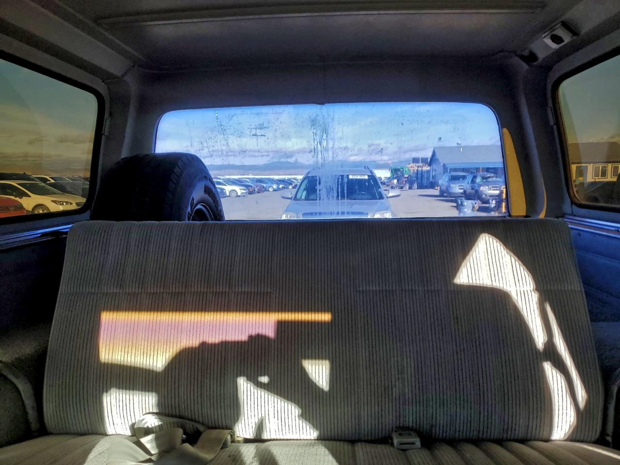 GMC Jimmy K1500 Image 7