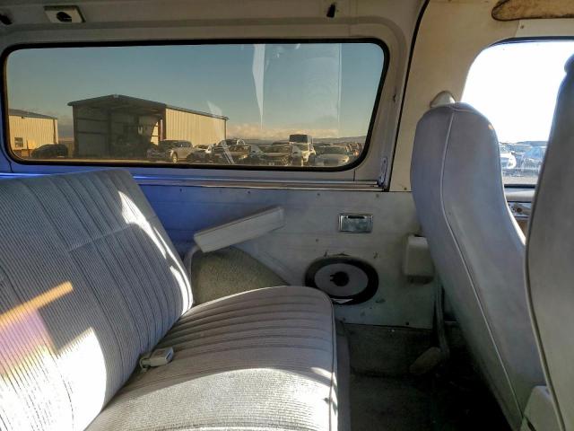 GMC Jimmy K1500 Image 10