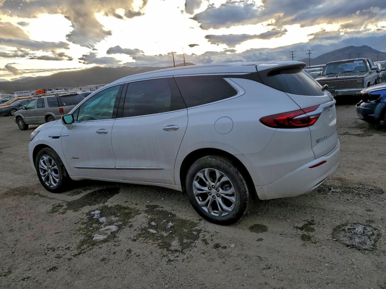 Buick Enclave Avenir Image 5